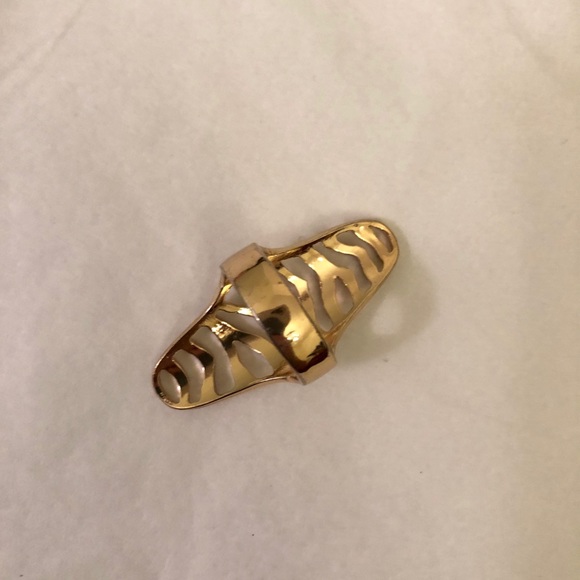 Gold Rhinestone Statement Ring - Picture 2 of 2